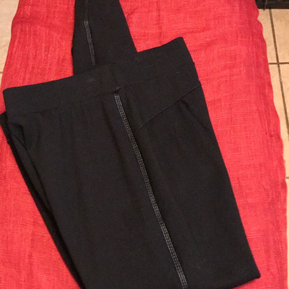 Black stretch pants.